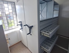 Мобильные системы в фондохранилище площадью 10 м²